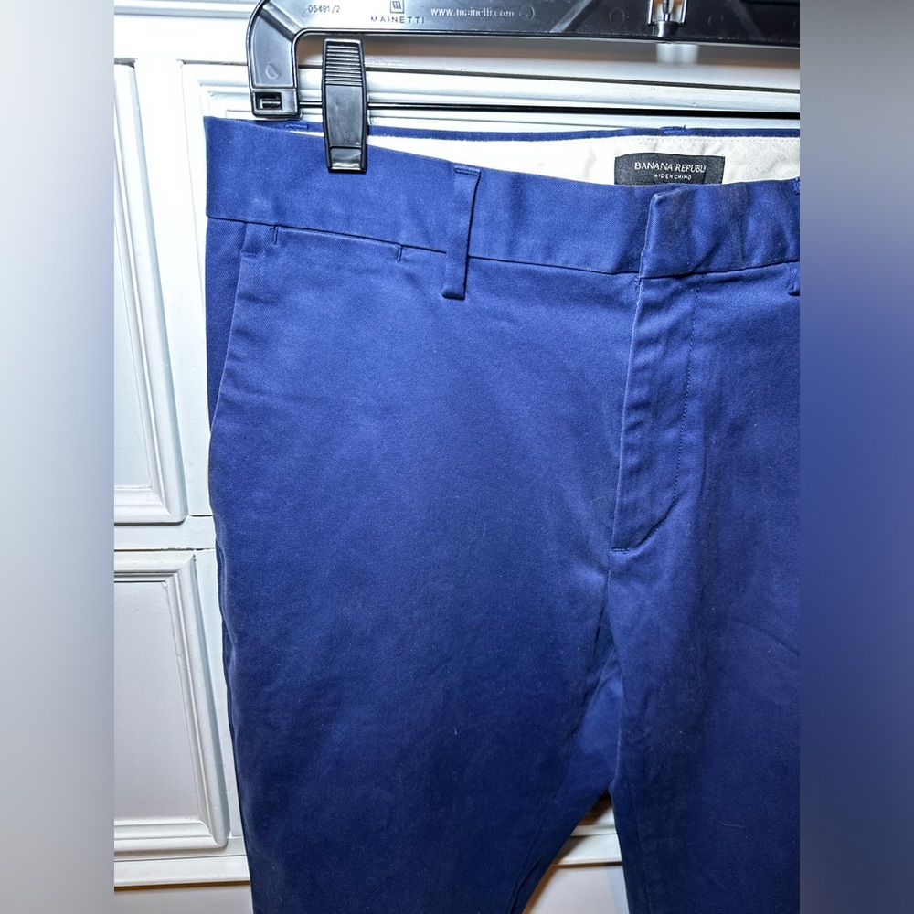 Banana Republic ‘Aiden Chino’ in ‘Magical Blue’ Size 31x30 - Picture 10 of 17